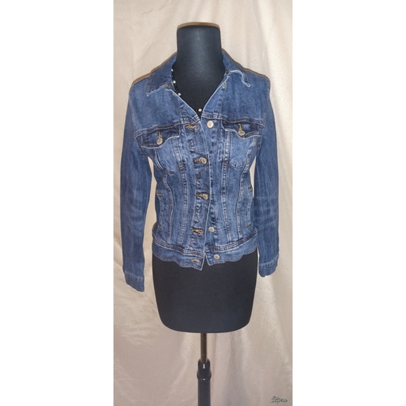 💙Used denim jacket - Picture 1 of 3